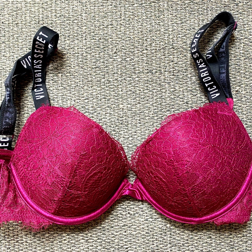 Victoria’s Secret Burgundy Lace Push-Up Bra